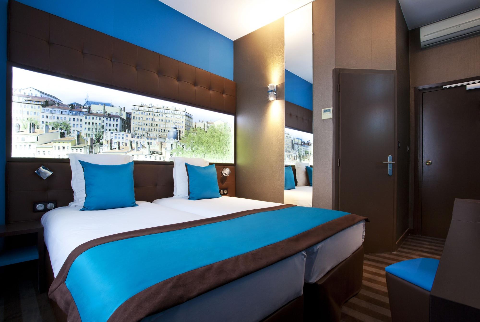 Hotel Des Savoies Lyon Perrache Exteriör bild