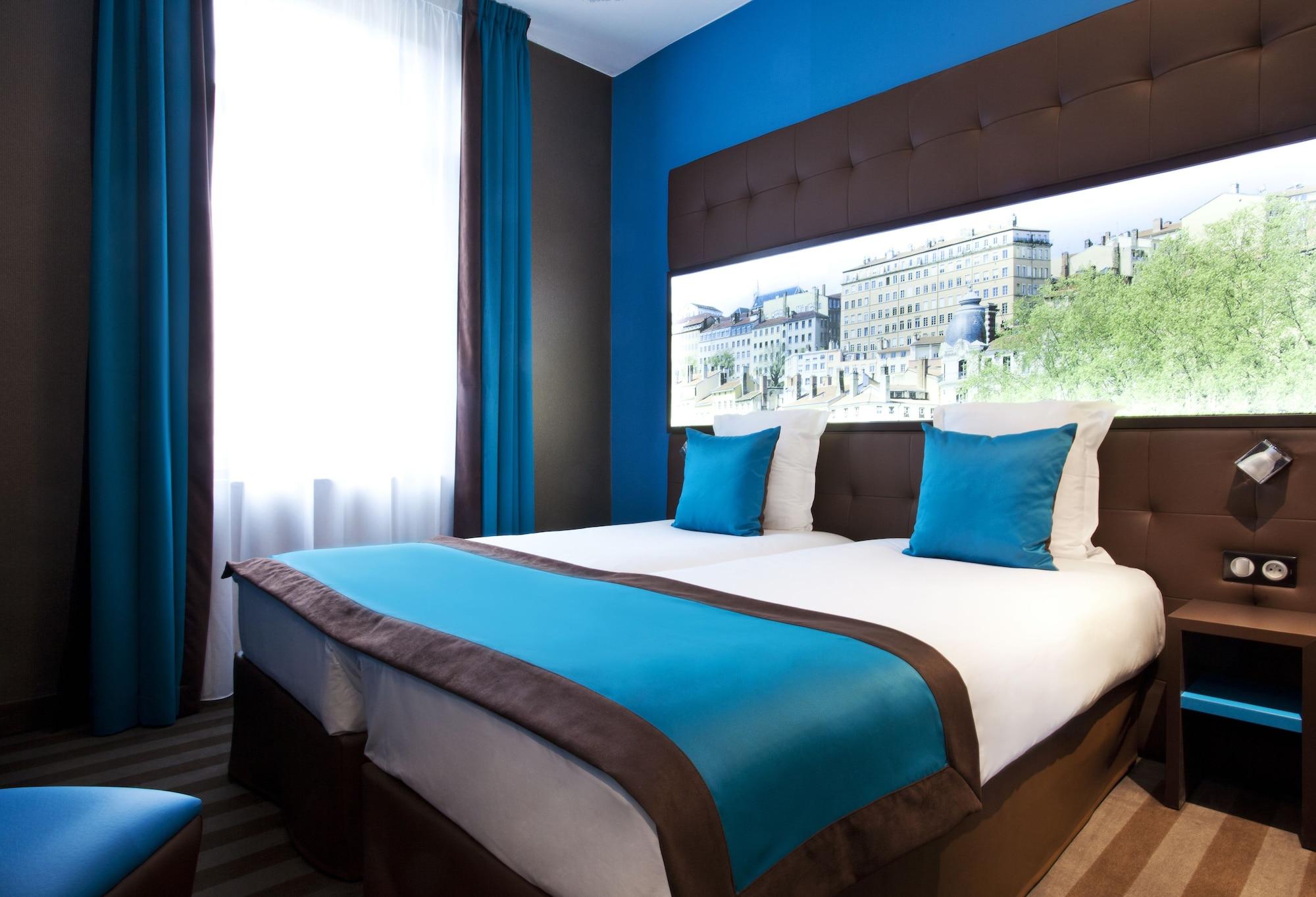 Hotel Des Savoies Lyon Perrache Exteriör bild