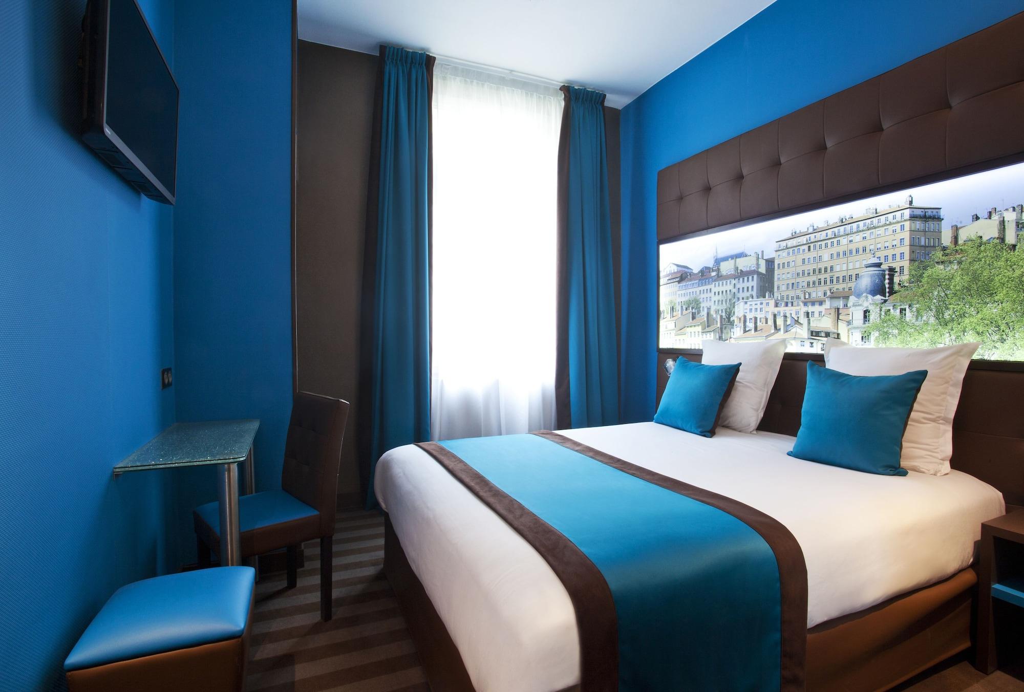 Hotel Des Savoies Lyon Perrache Exteriör bild