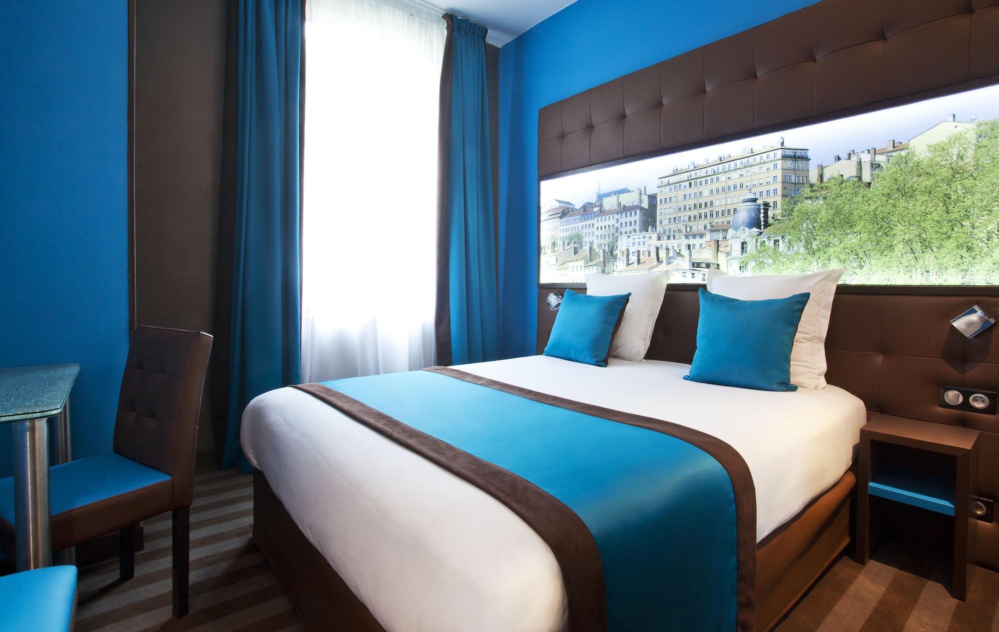 Hotel Des Savoies Lyon Perrache Exteriör bild
