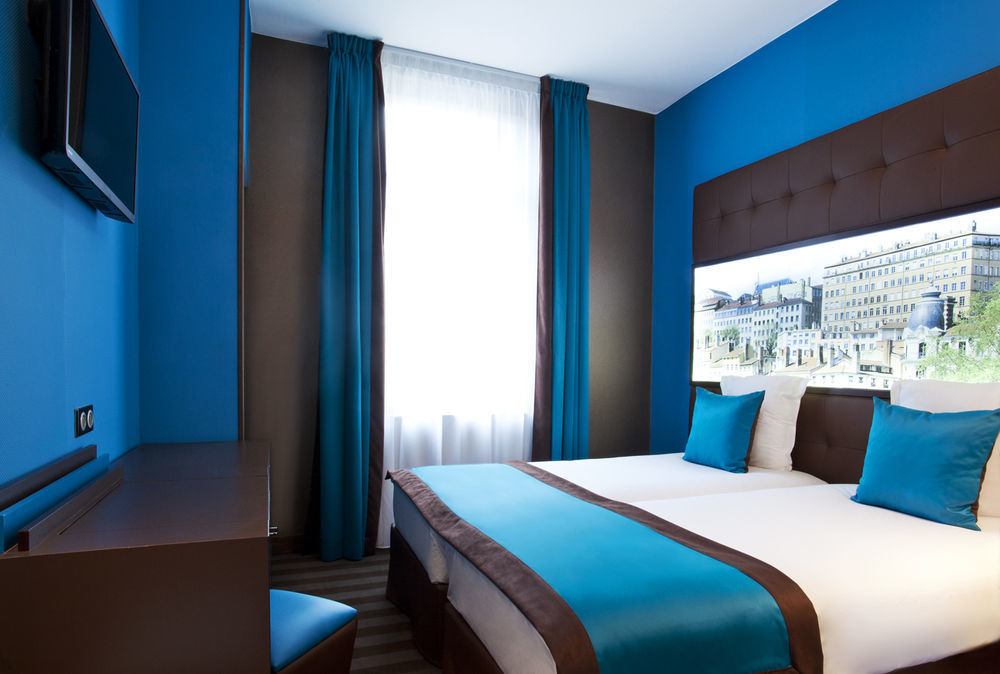 Hotel Des Savoies Lyon Perrache Exteriör bild