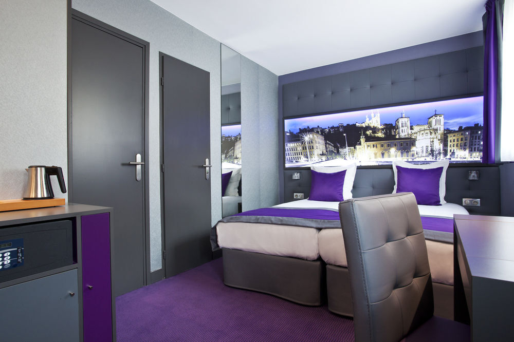 Hotel Des Savoies Lyon Perrache Exteriör bild